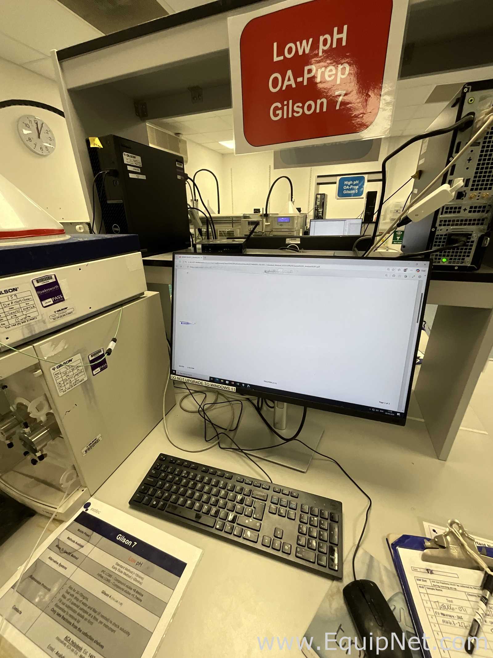 Gilson UV/VIS-159 HPLC System with GX-281 Liquid Handler