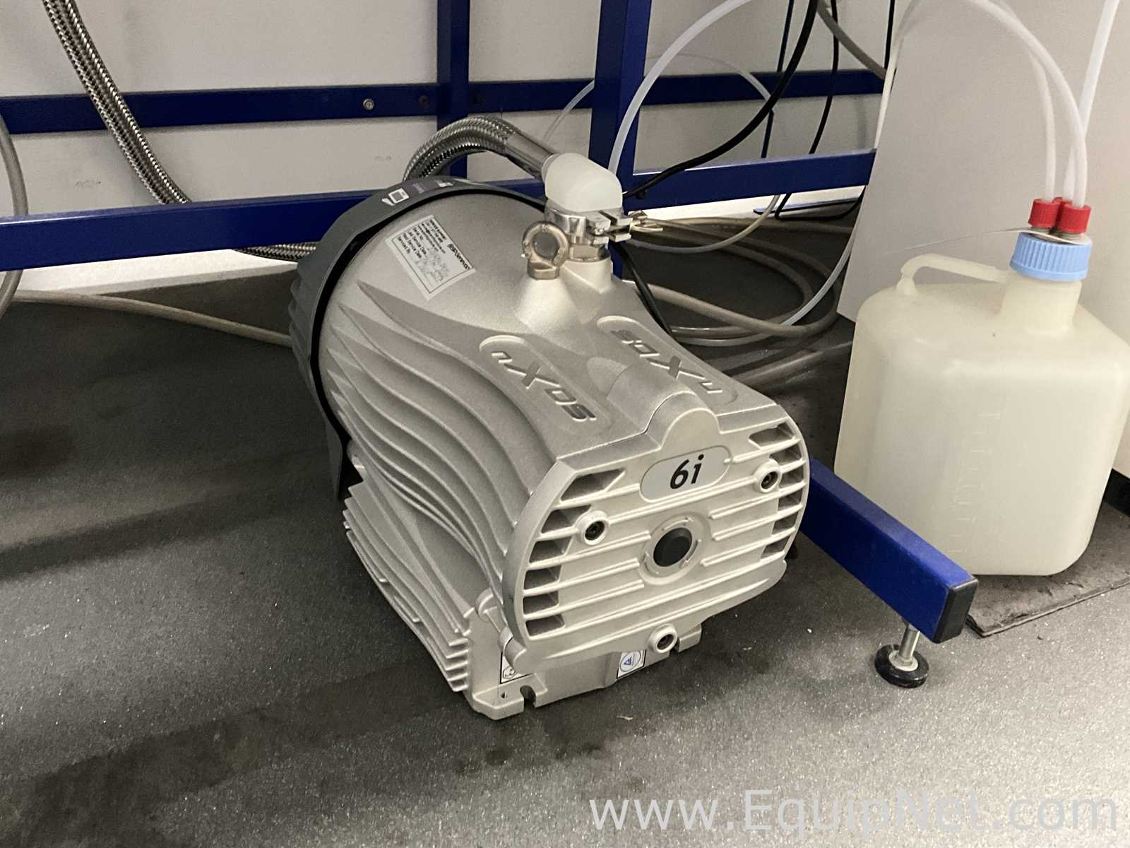 GeneVac HT3i12-23050-NNA Centrifugal Evaporator with Edwards XDS Vacuum Pump