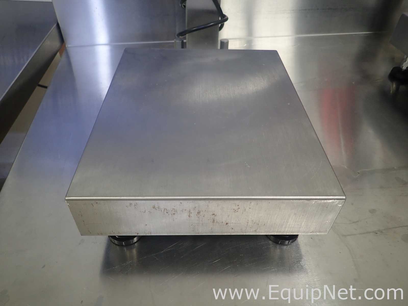 Lot of Mettler Toledo 20kg and 50kg Scales