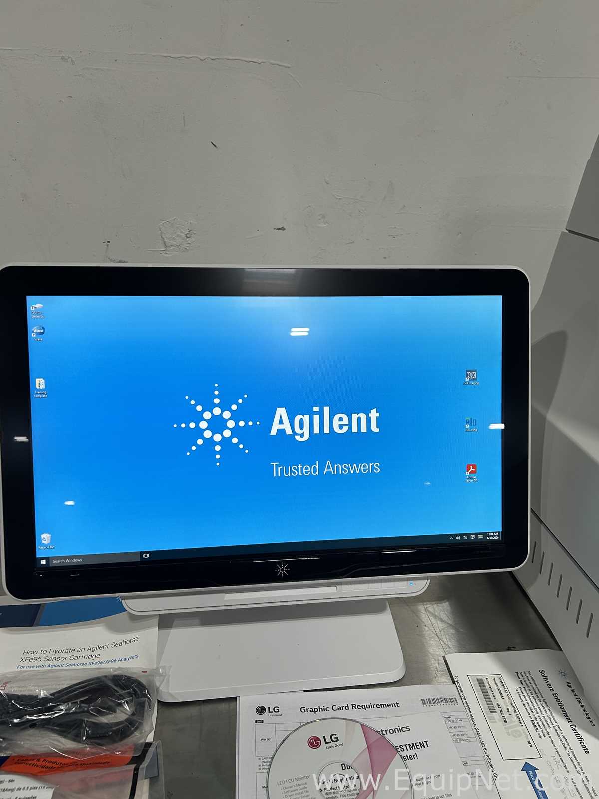 Agilent Seahorse XFe96 Extracellular Flux Analyzer