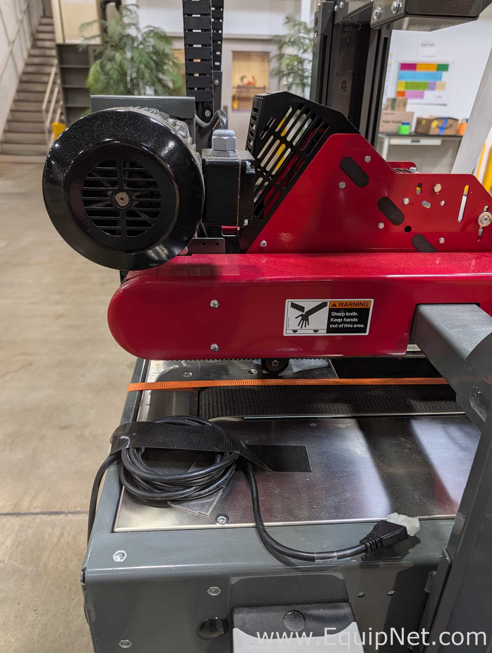 Conveyor 17 3M 7000r3 Pro Random Case Sealer