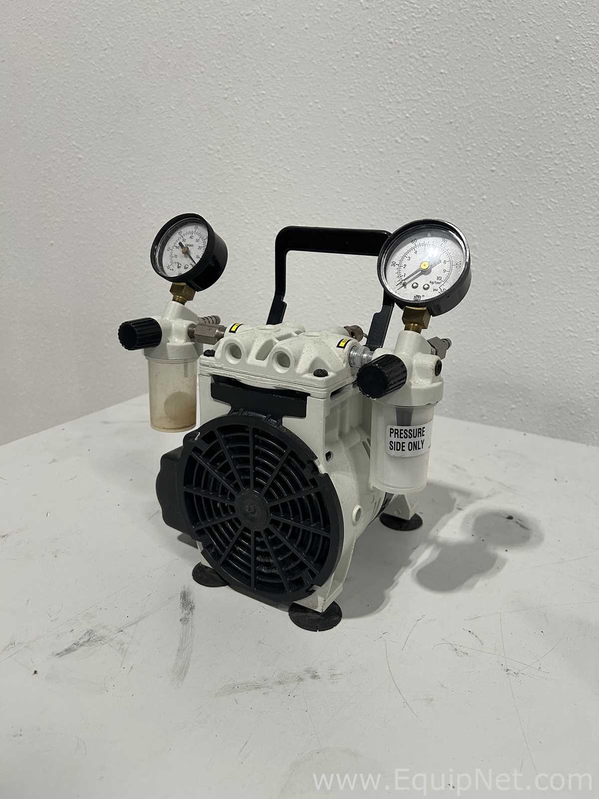 Welch 2546B-01 Vacuum Pump