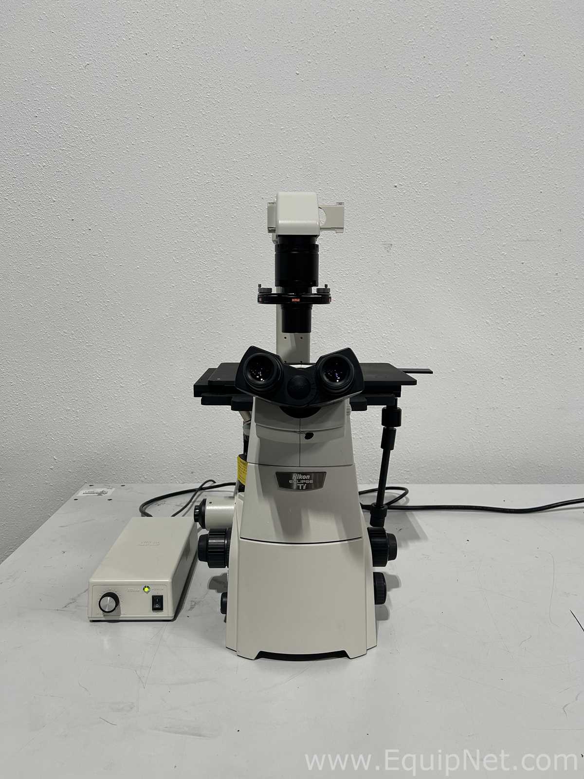 Microscópio Nikon Eclipse Ti-S