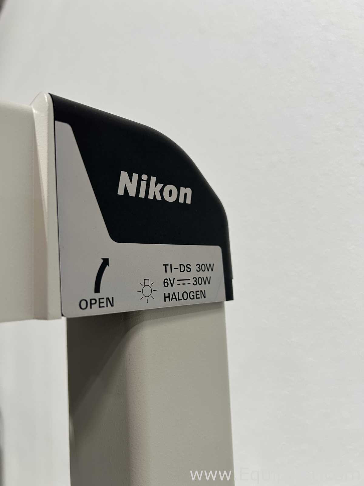 Microscópio Nikon Eclipse Ti-S