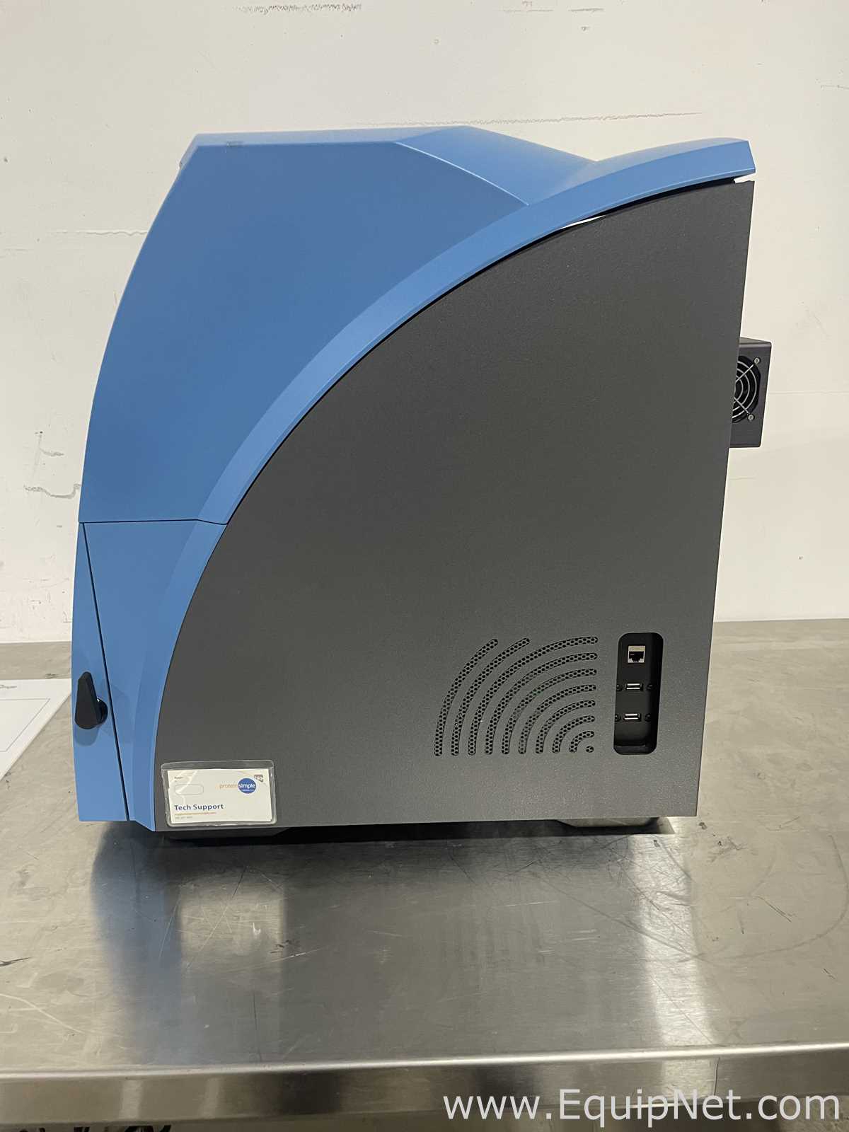 Protien Simple FluorChem E Digital Darkroom