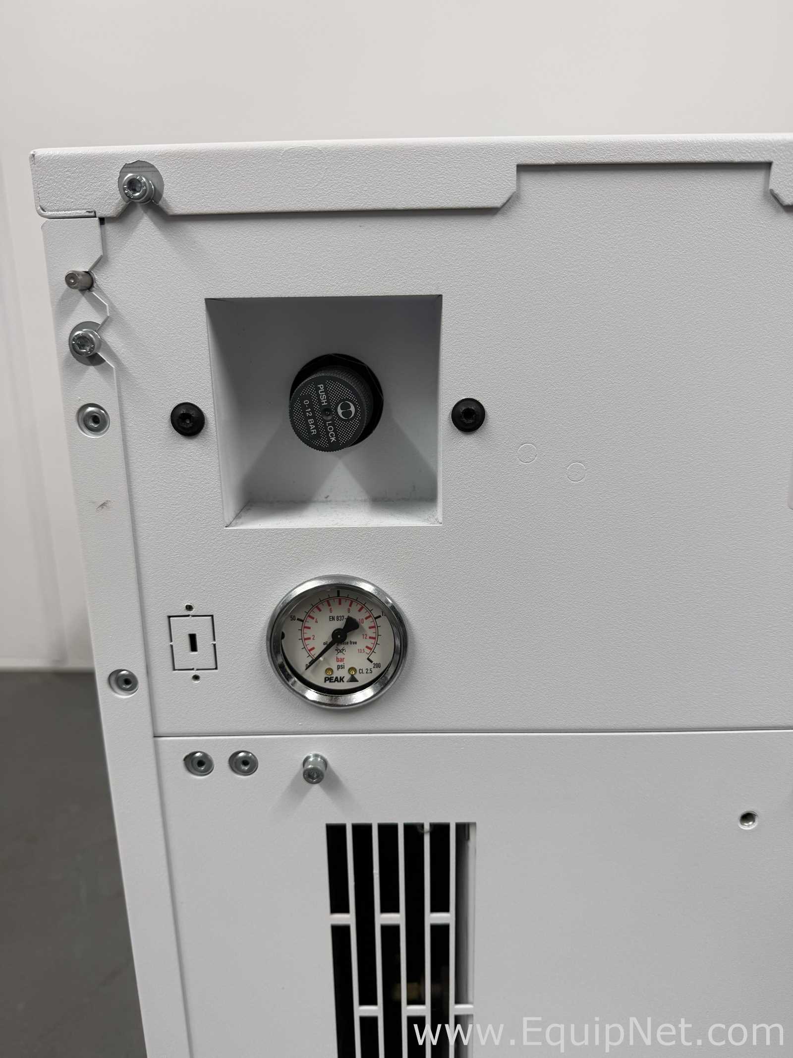 PEAK Scientific Genius XE35 Nitrogen Generator