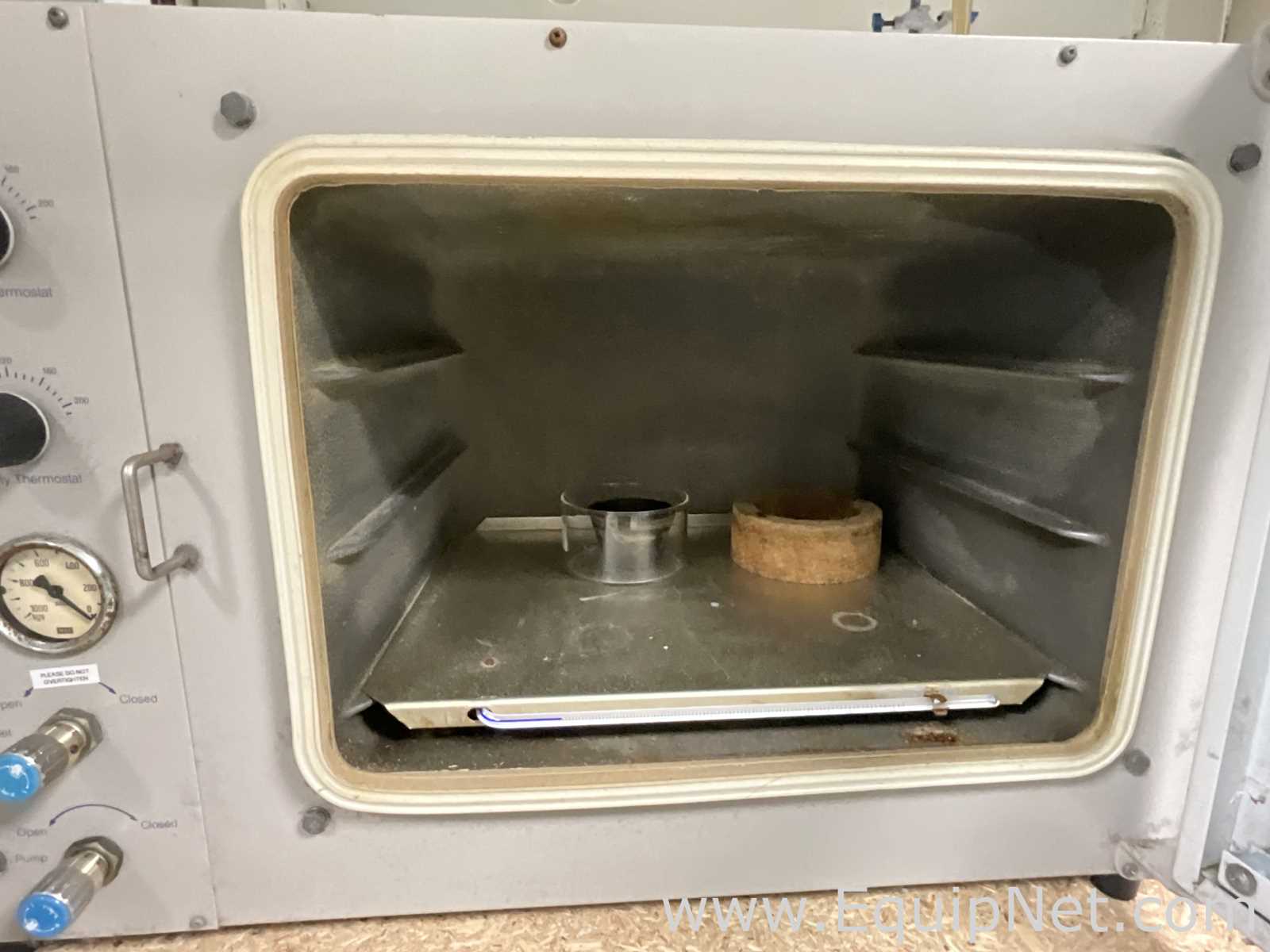 Gallenkamp OVA031.XX1.5 Laboratory Vacuum Oven
