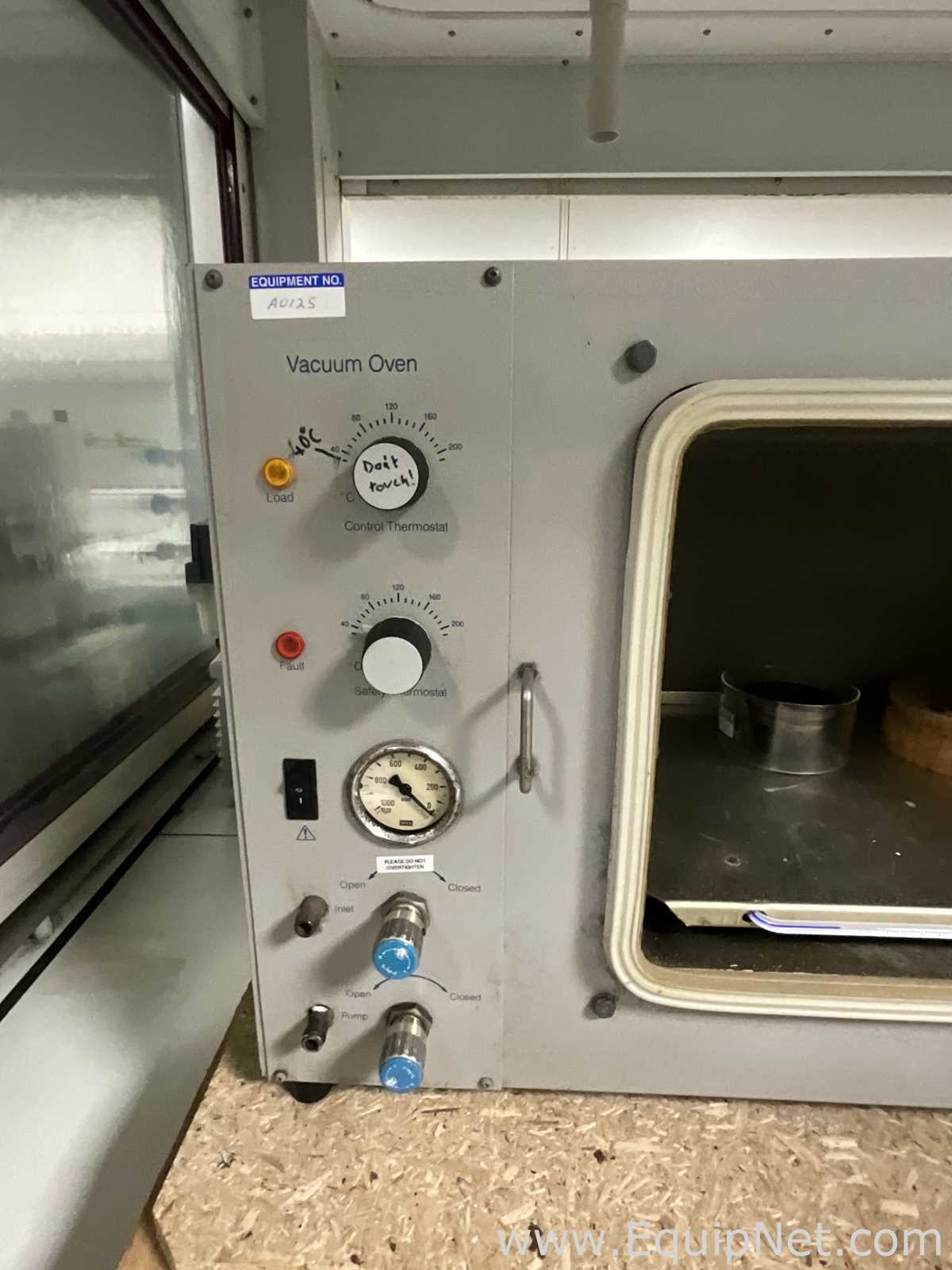 Gallenkamp OVA031.XX1.5 Laboratory Vacuum Oven