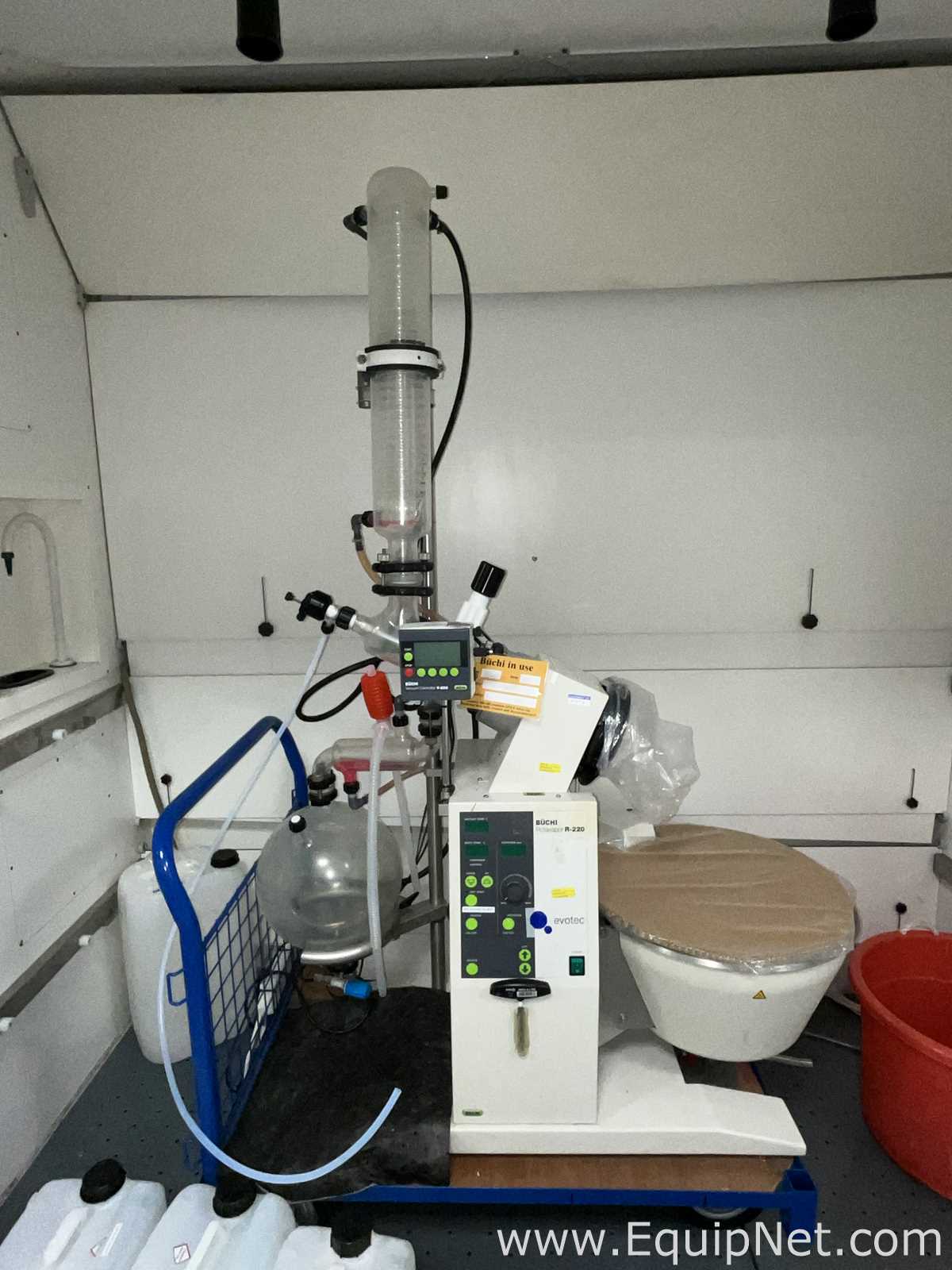 Buchi Rotovapor R-220 Evaporator on Trolley