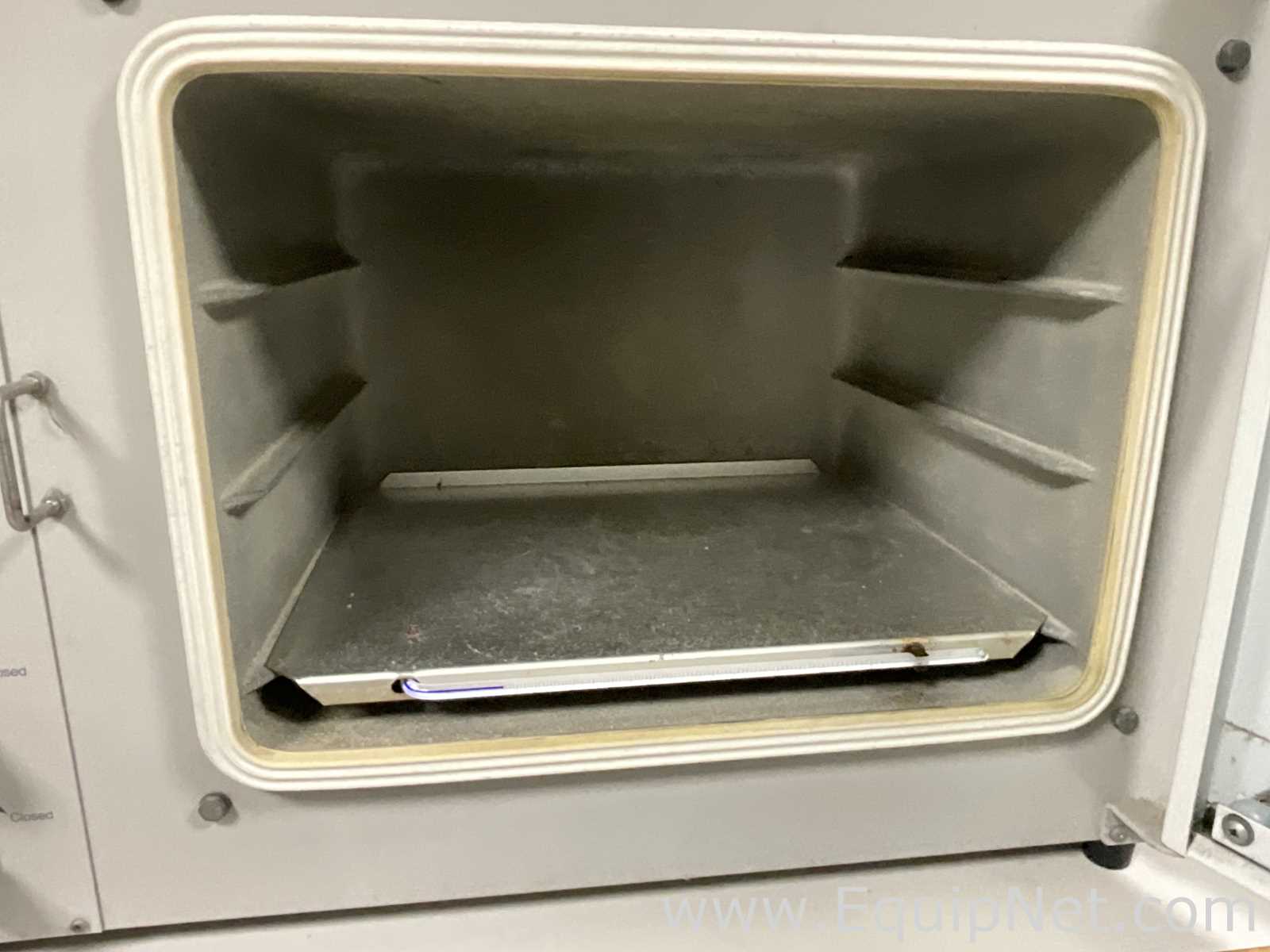 Gallenkamp OVA031.XX1.5 Laboratory Vacuum Oven