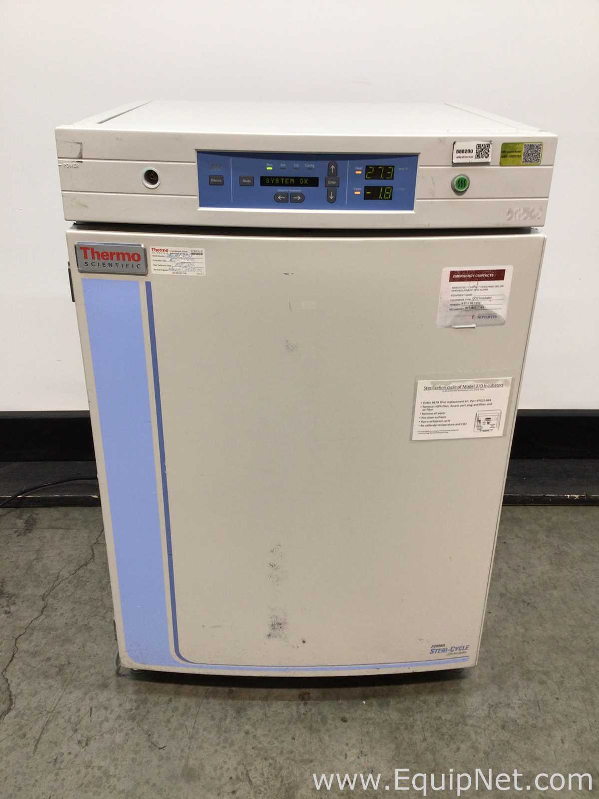 Incubadora Thermo Scientific 370
