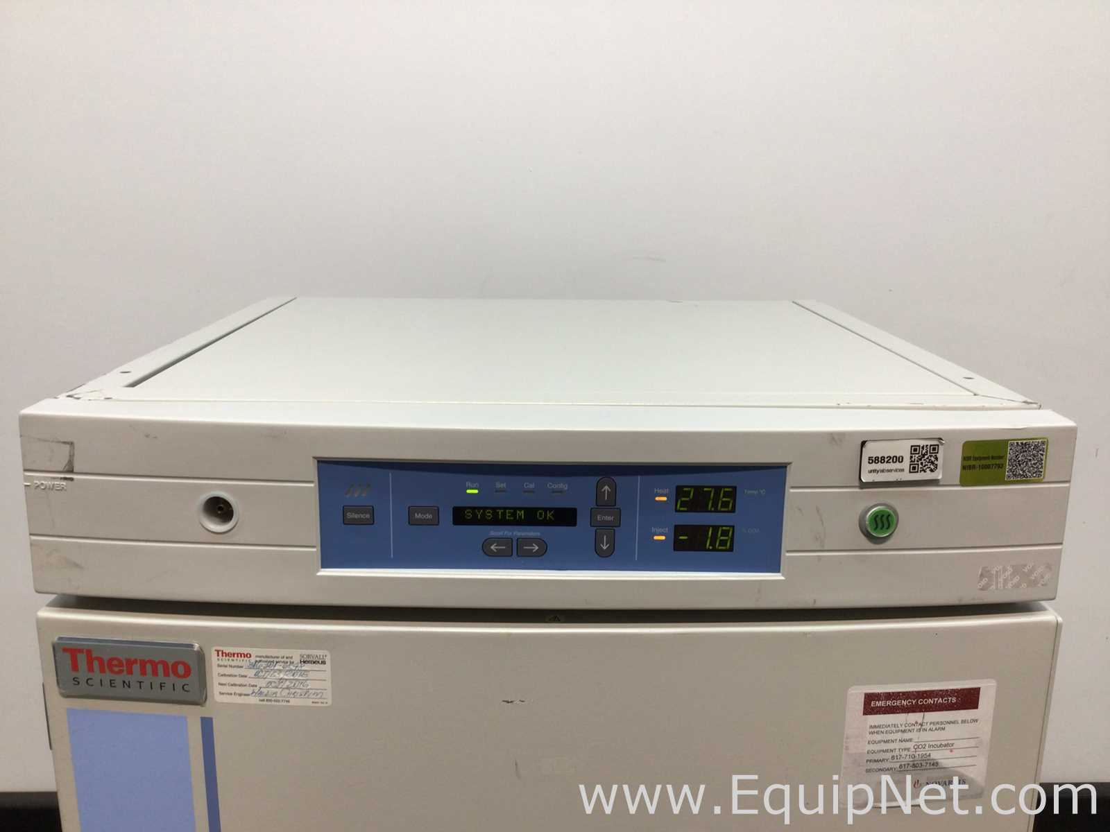 Incubadora Thermo Scientific 370