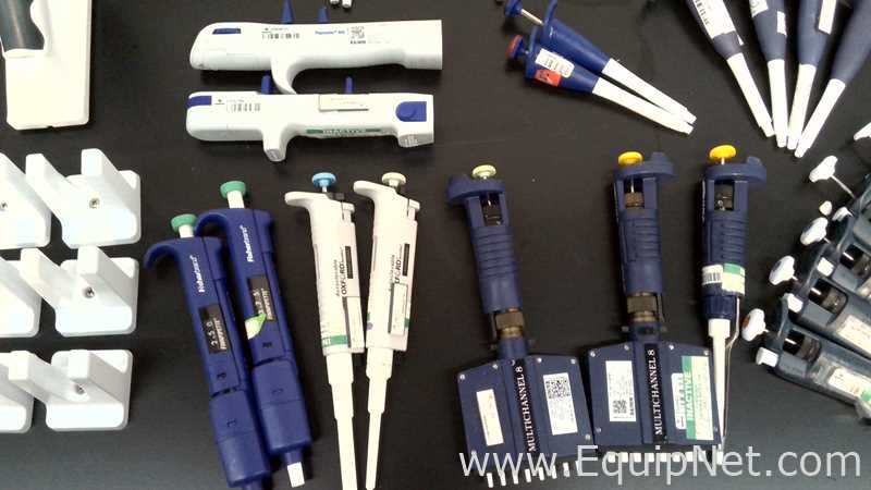 Lot of Approximately 80 Pipettors