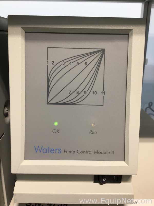 Waters 2767 Sample Manager With 2545 Quaternary Gradient Module And 515 HPLC Pump