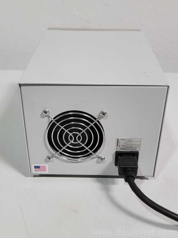 VWR 300 Electrophoresis Power Supply