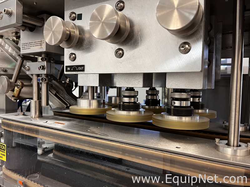 SureKap SK6000-BF6 Automatic 6 Spindle Capper