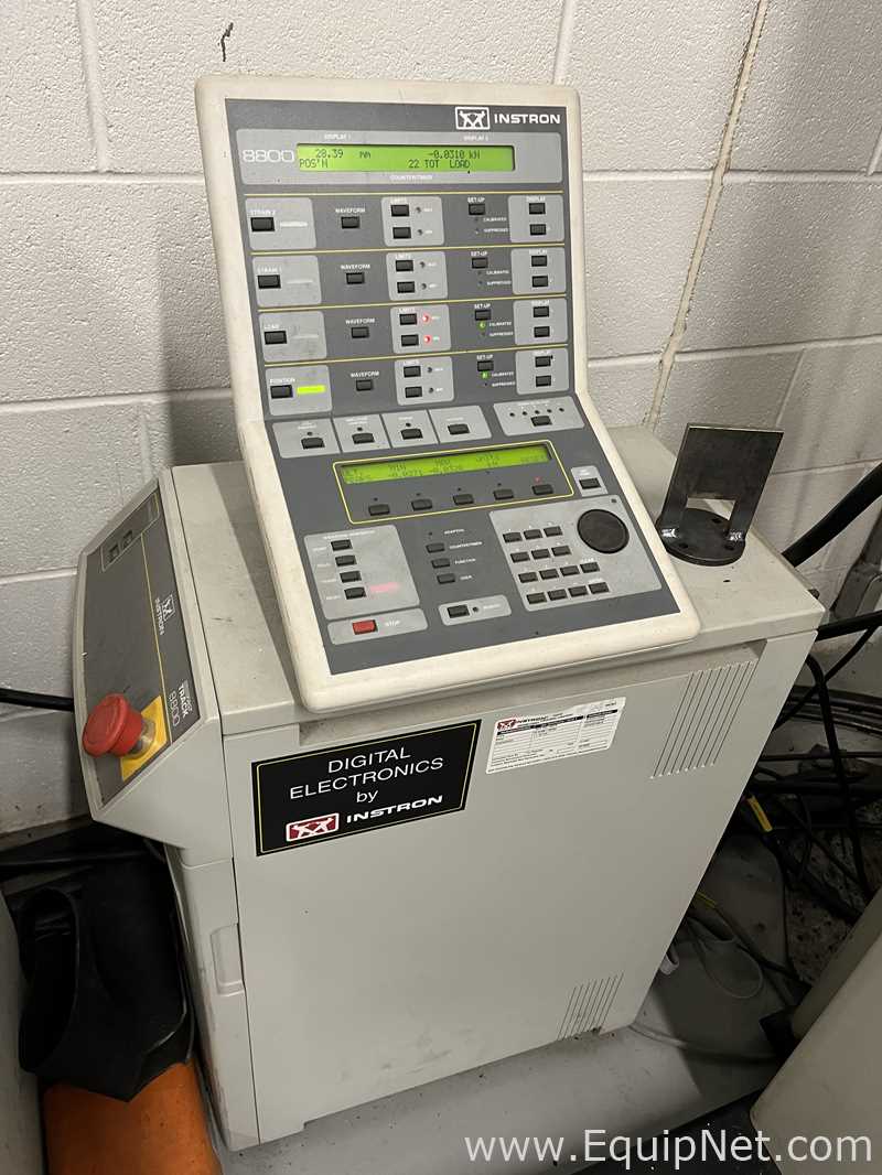 Instron 8501 Servohydraulic Fatigue Testing System