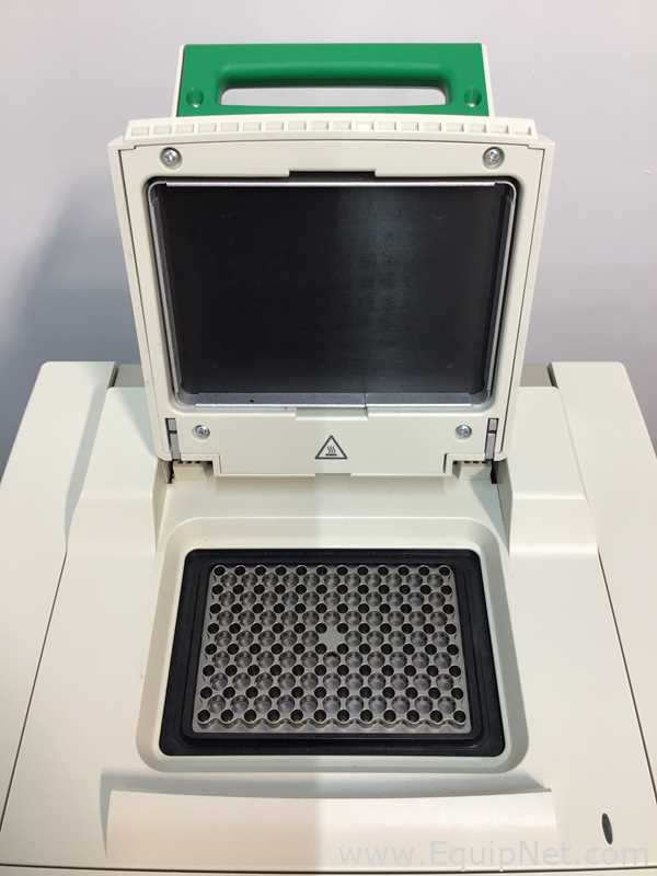 PCR e Termociclador Bio-Rad C1000 Touch Thermal Cycler