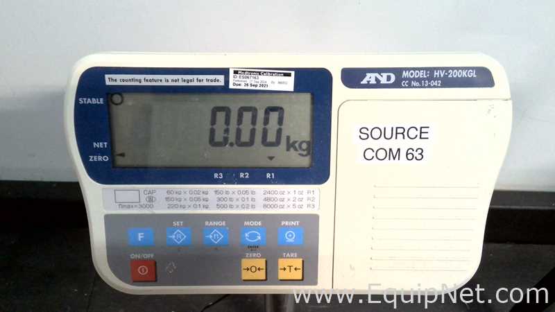 Lote de 6 Báscula AND Company Limited  