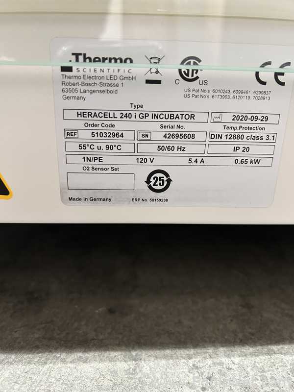 Incubadora Thermo Scientific HERAcell 240i