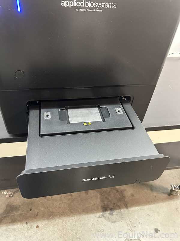 Applied Biosystems Quantstudio Absolute Q Digital PCR System