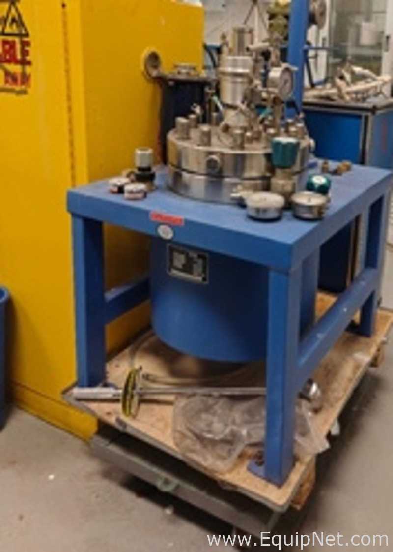 Lot of Miscellaneous Battery Lab Equipment