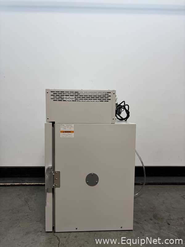 Darwin Chambers Company PH09-DA Climate Chamber