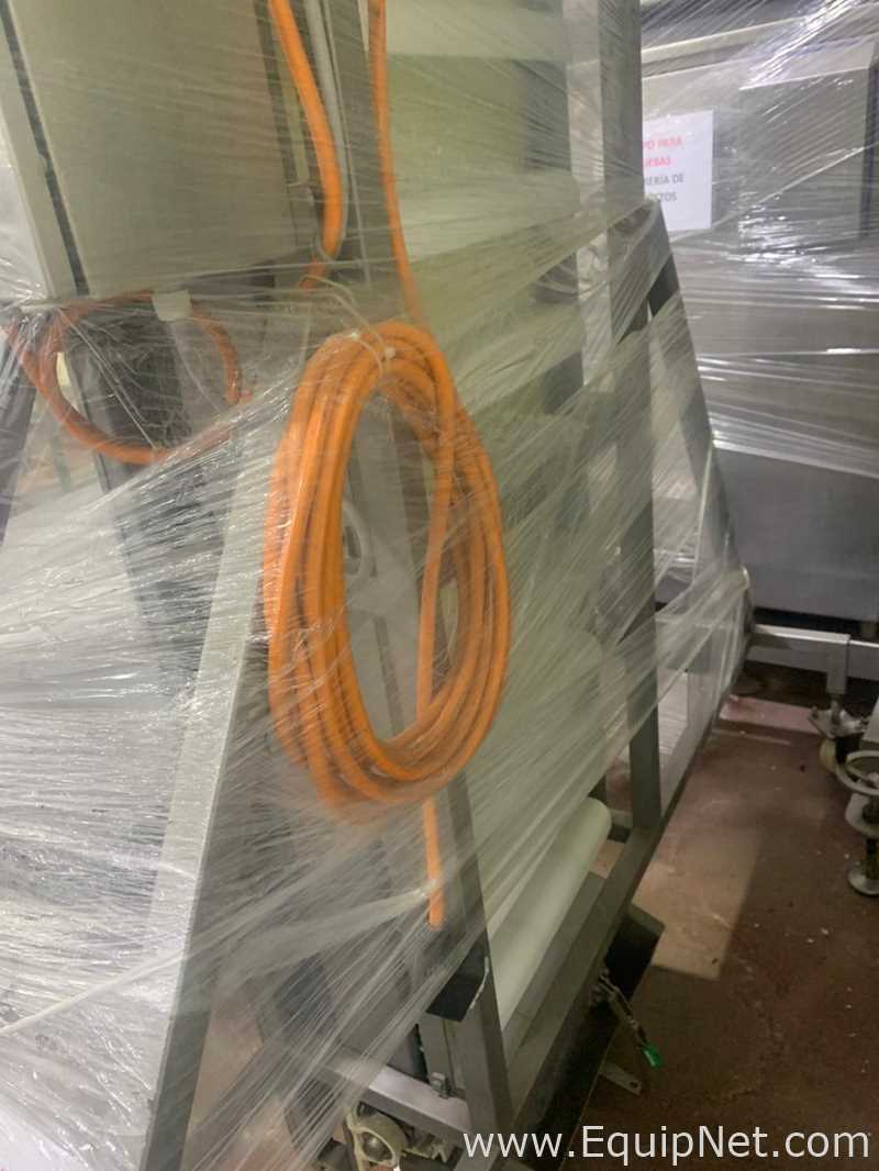 JERSA Hopper and L-Type Bucket Elevator Feeding System for ITW Shredded Meat Doser