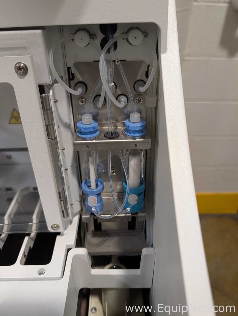 Roche cobas e411 Chemistry Analyzer