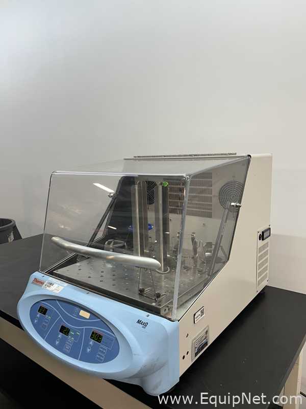 Agitador Thermo Scientific SHKE4000-7