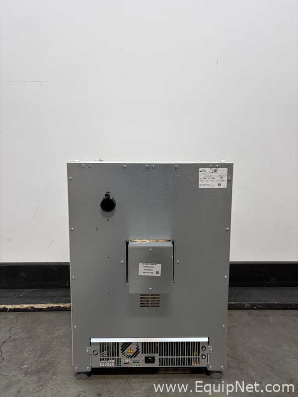 Incubadora Thermo Scientific Heratherm IMH60