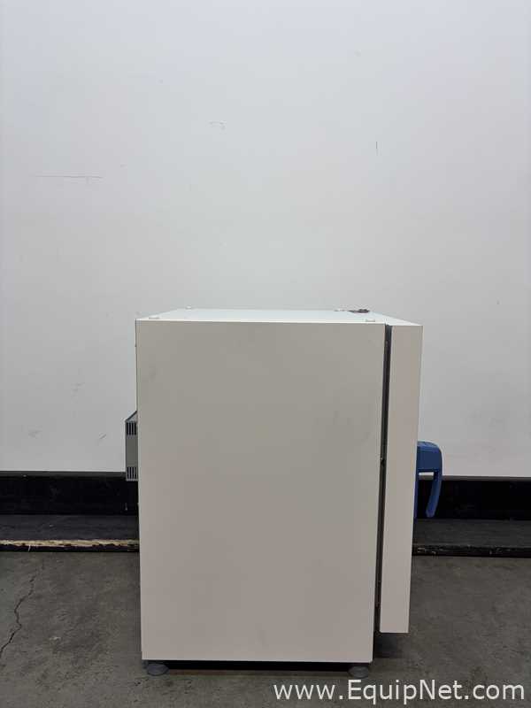 Incubadora Thermo Scientific Heratherm IMH60