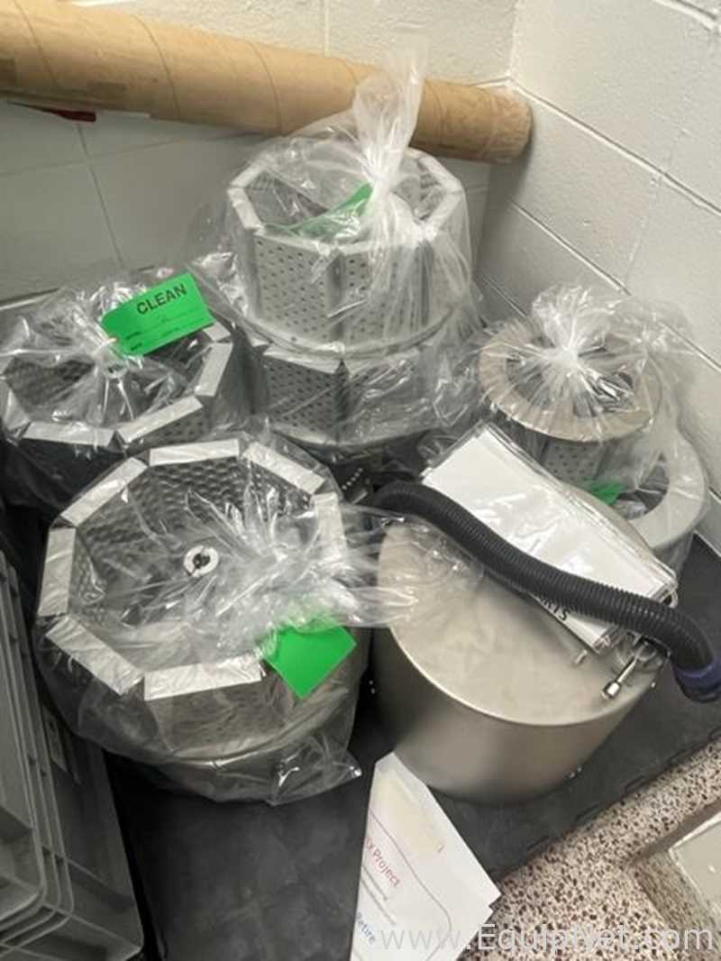 IMA Zanasi Plus 70 Capsule Filling Machine