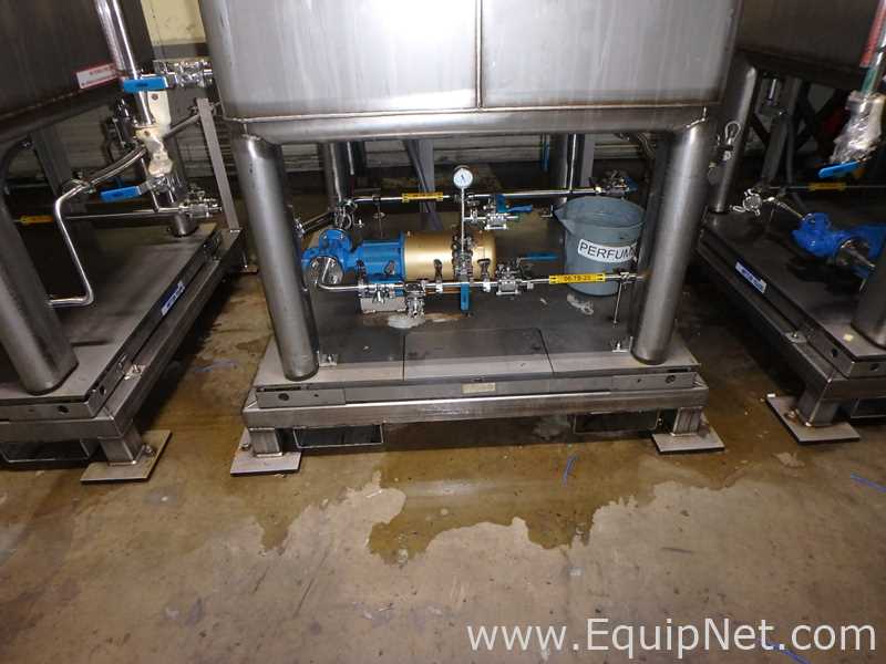 Contenedor Rectangular De Almacenamiento De Acero Inoxidable TransTore 518043 De 550 Galones