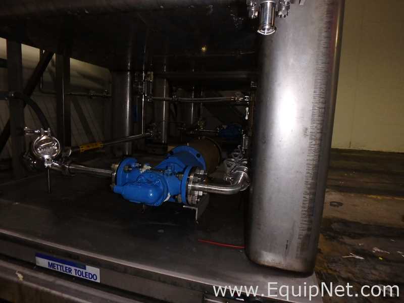 Contenedor Rectangular De Almacenamiento De Acero Inoxidable TransTore 518043 De 550 Galones