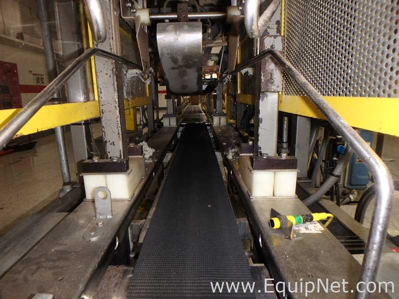 Máquina cerradora de cajas Hartness International