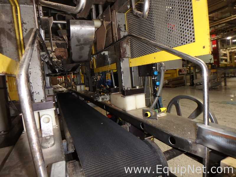 Máquina cerradora de cajas Hartness International