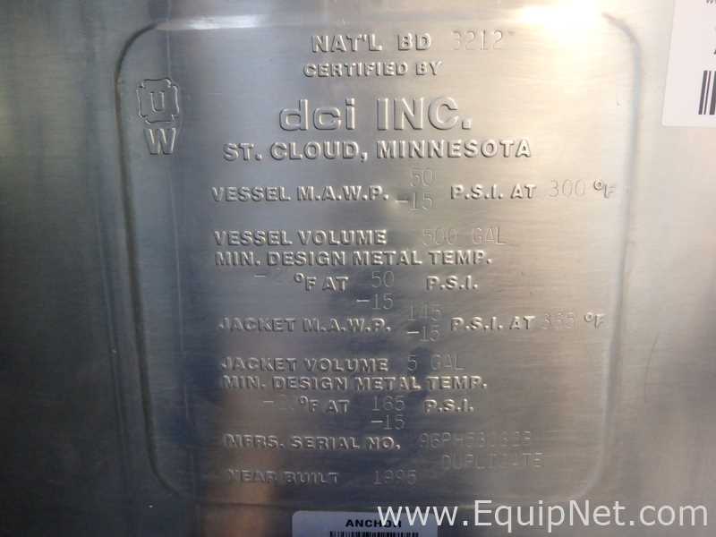 Tanque de Mezclado Vertical de Acero Inoxidable Capacidad 500 Gal marca DCI