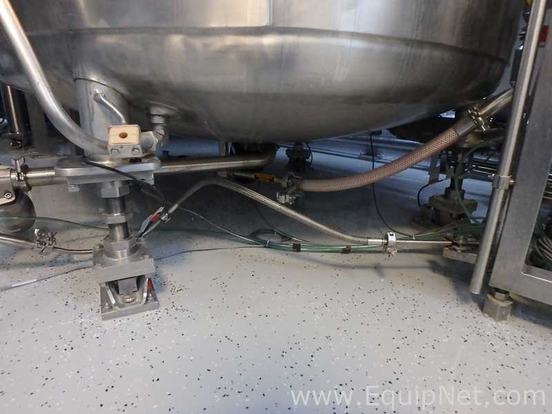 Tanque de Mezclado Vertical de Acero Inoxidable Capacidad 500 Gal marca DCI