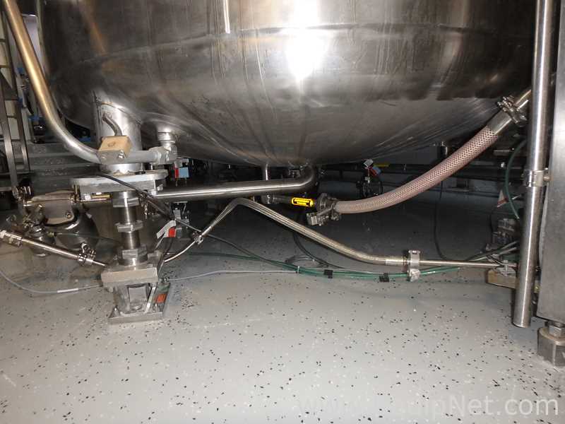 Tanque de Mezclado Vertical de Acero Inoxidable Capacidad 500 Gal marca DCI
