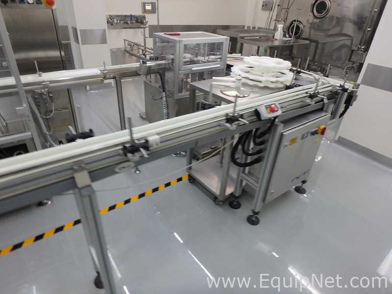 Maquina Monobloque de Llenado-Tapado de Frasco marcaRomacoMacofar modeloLVI4 con Equipos Perifericos