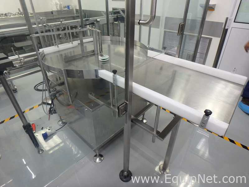 Maquina Monobloque de Llenado-Tapado de Frasco marcaRomacoMacofar modeloLVI4 con Equipos Perifericos
