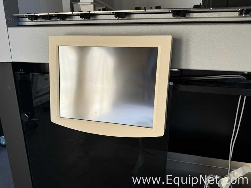 Manejadora de Líquidos Tecan Instrument Fluent 1080