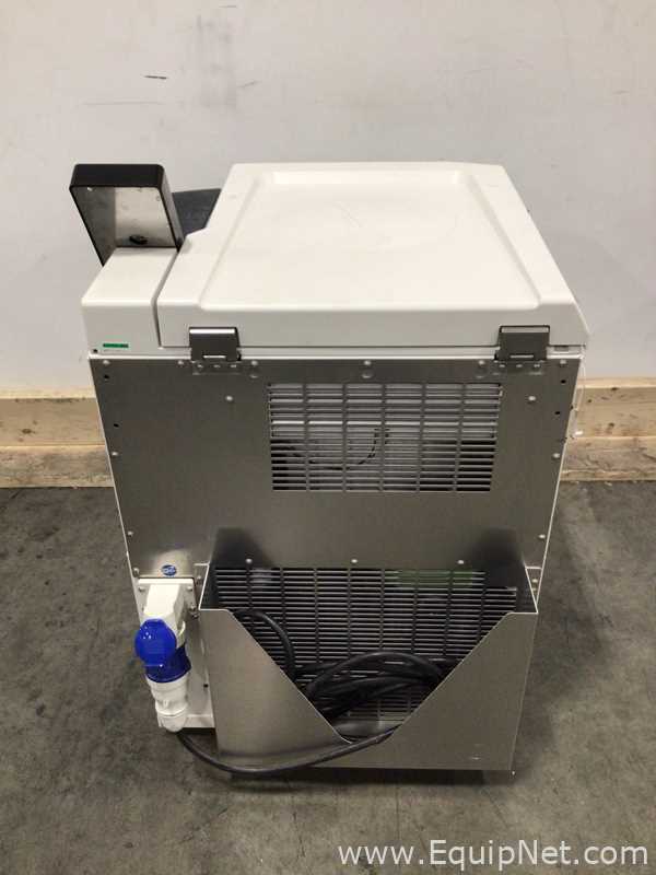 Thermo Fisher Scientific Sorvall Lynx 6000 Refrigerated Laboratory Centrifuge