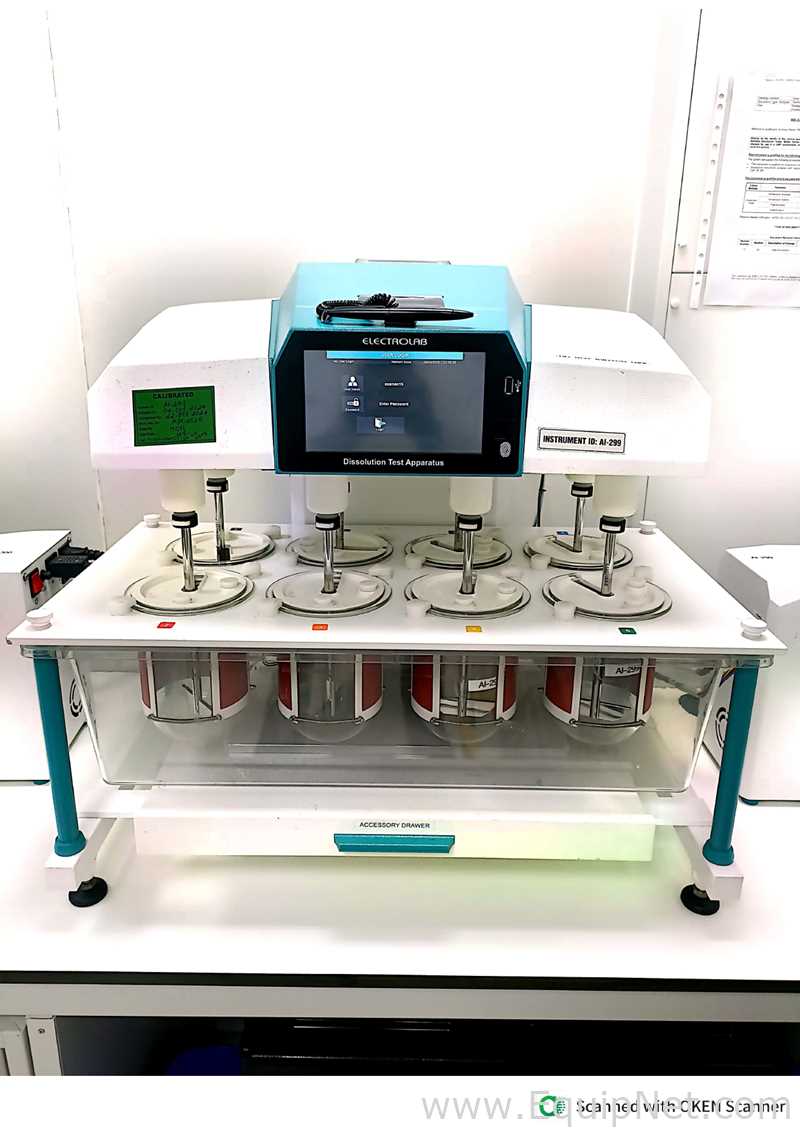 Lot of Laboratory Equipment: Balances, Dissolution Systems, Density Meter and HPLCs