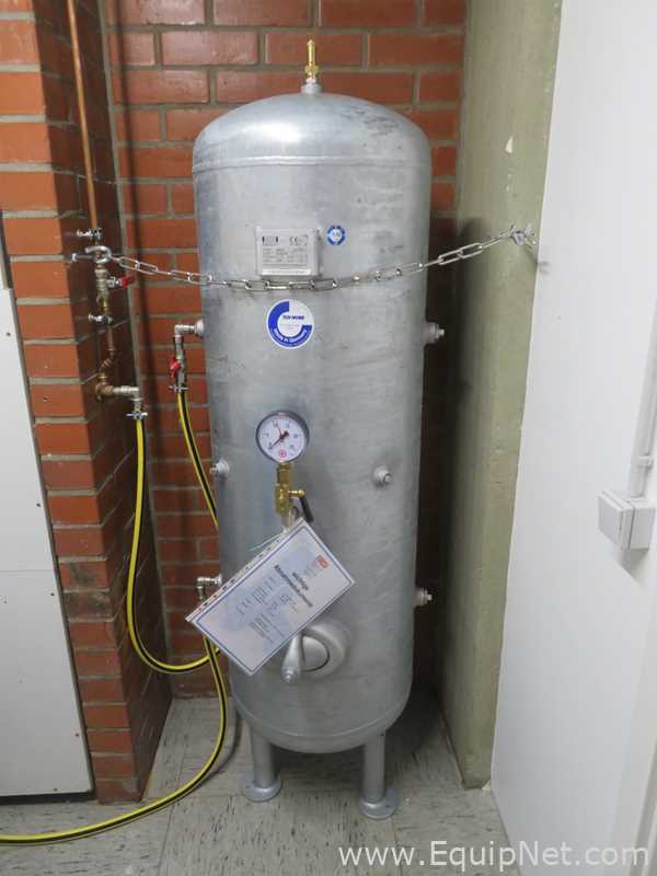 CMC Instruments GmbH CMC-SC-500 Oil Free Scroll Supersilent Air Compressor with OKS 270L Vessel