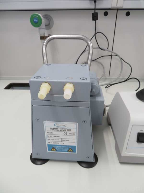 Lot of 2 Laboratory Equipment