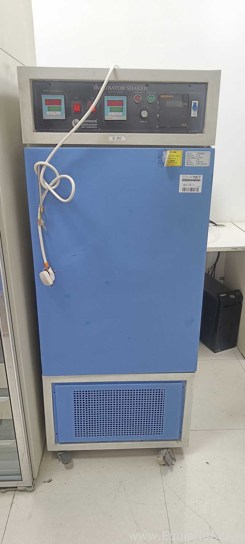 Bionics BST-15-3030 Laboratory Incubator Shaker
