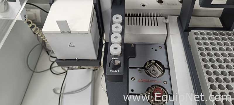 Cromatógrafo a Gás Agilent Technologies 6890N