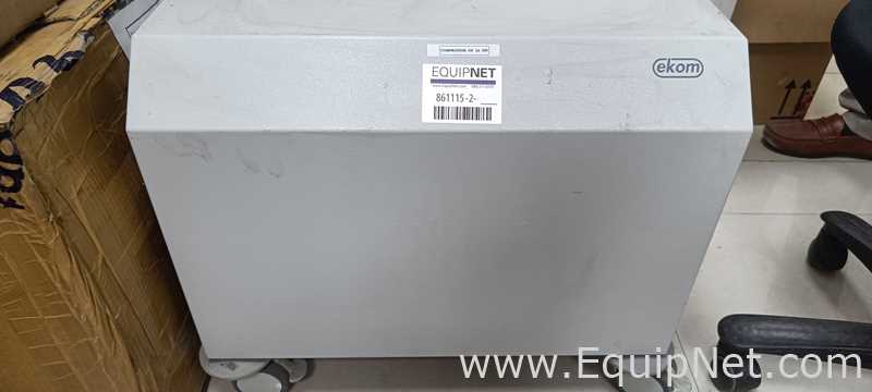 Thermo Scientific HAAKE Mars 40 Rheometer System with Ekom DK50-10S/M Air Compressor